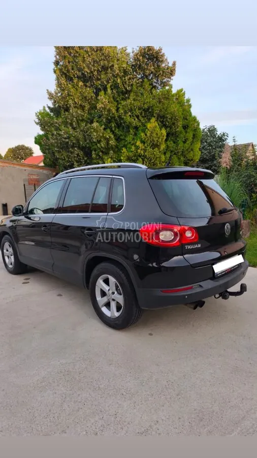 Volkswagen Tiguan 2010 photo 4