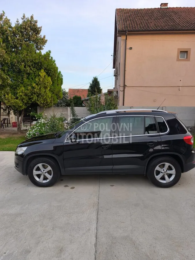Volkswagen Tiguan 2010 photo 3