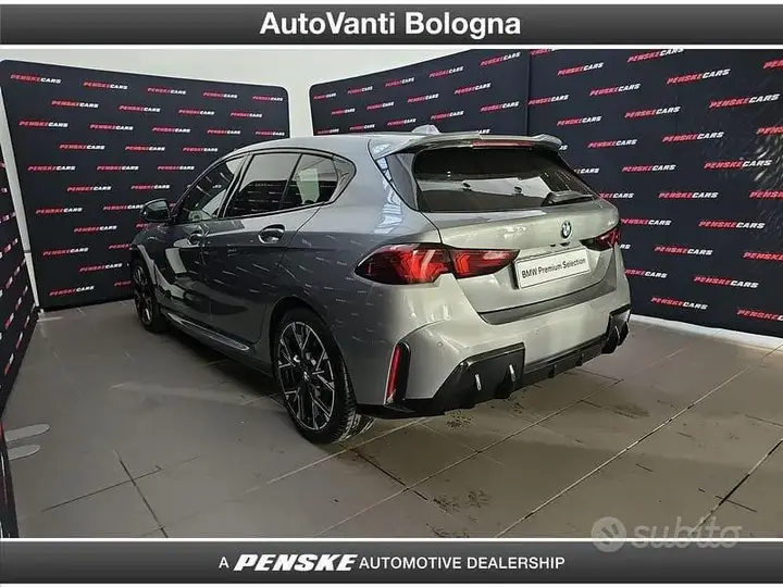 BMW 1 Series 2025 photo 4