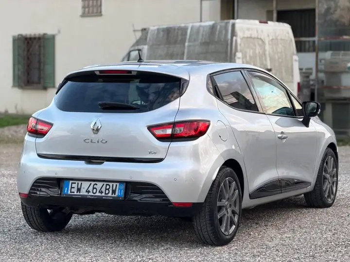Renault Clio 2014 photo 4