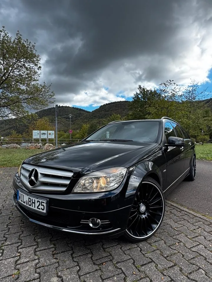 Mercedes-Benz C180