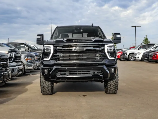 Chevrolet Silverado 3500Hd 2026 photo 3