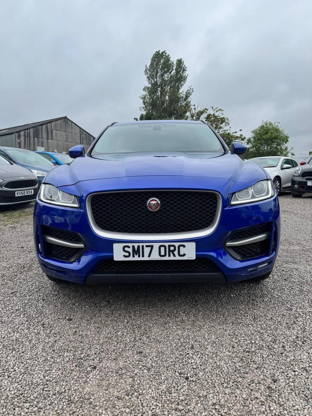 Jaguar F-Pace 2017 photo 3