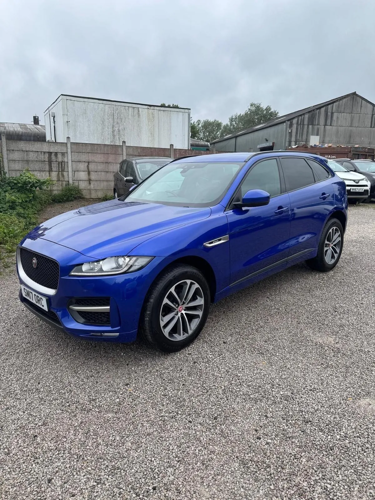 Jaguar F-Pace 2017 photo 5