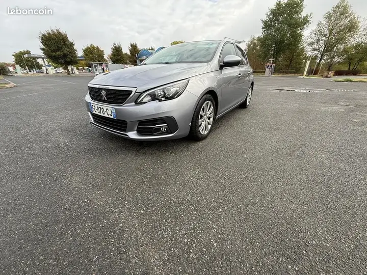 Peugeot 308