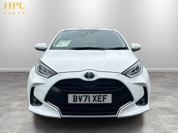 Toyota Yaris 2021 photo 2