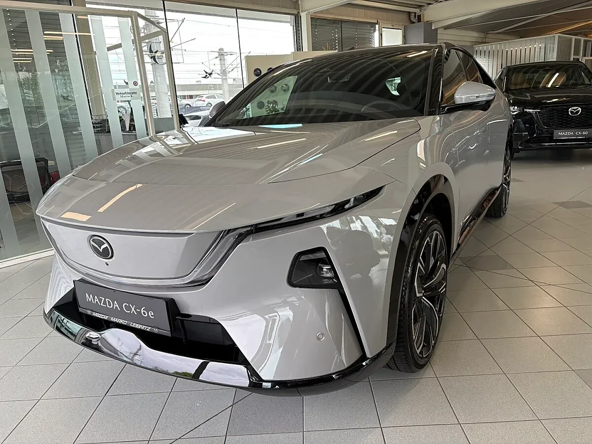 Mazda Cx-6E