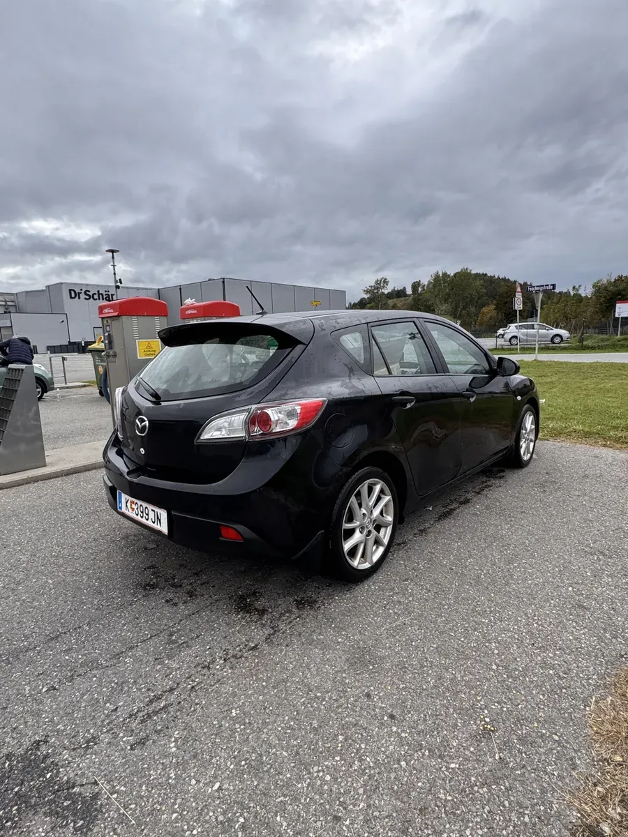 Mazda Mazda3 2010 photo 3