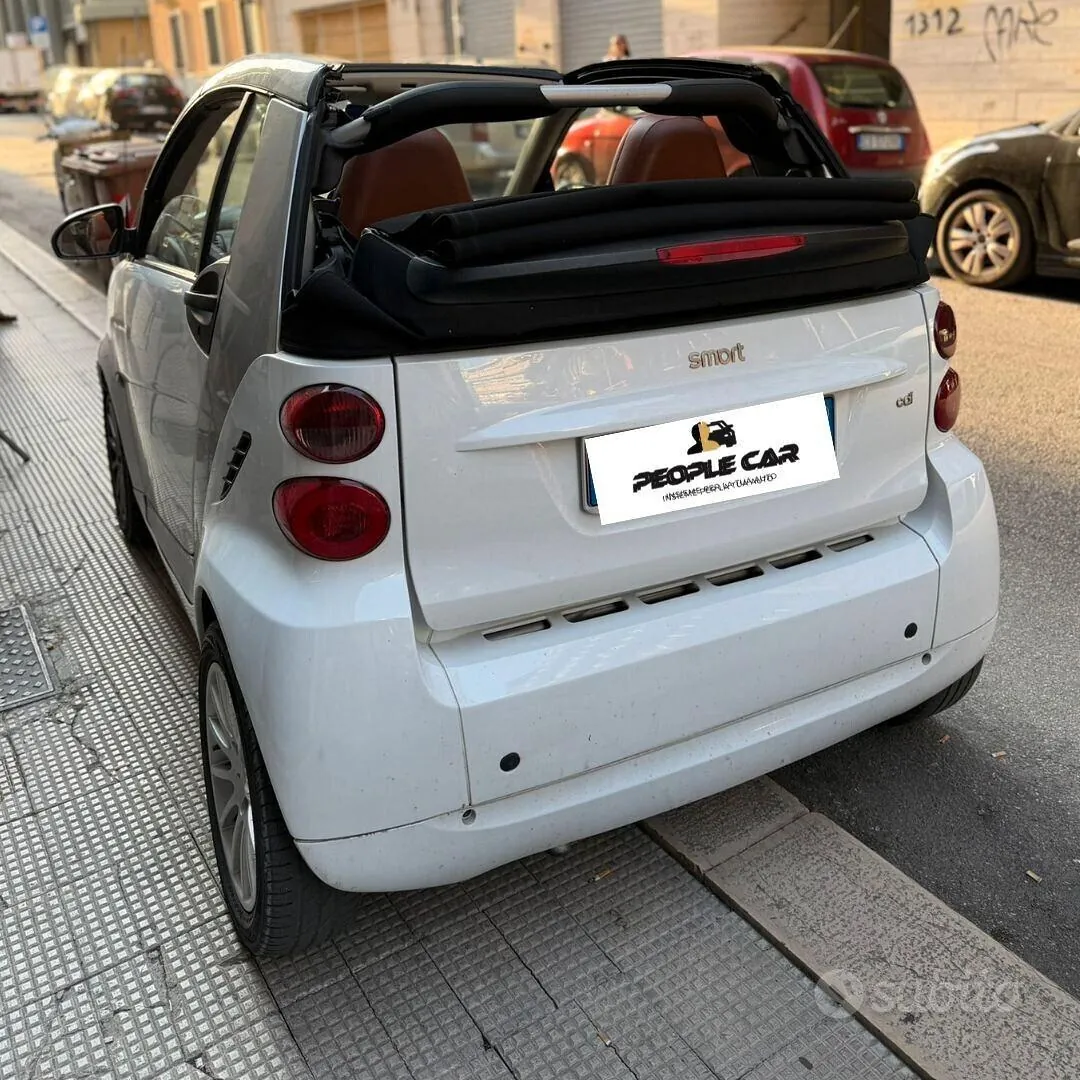Smart Fortwo 2010 photo 2