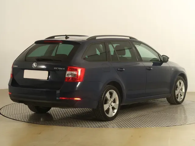 Skoda Octavia 2018 photo 4