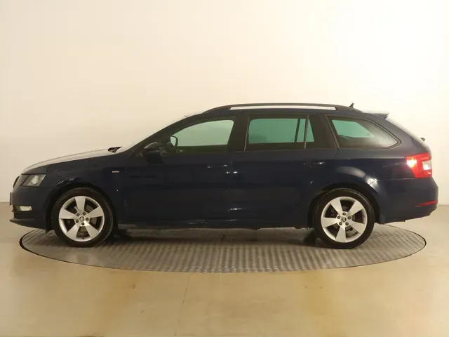 Skoda Octavia 2018 photo 2