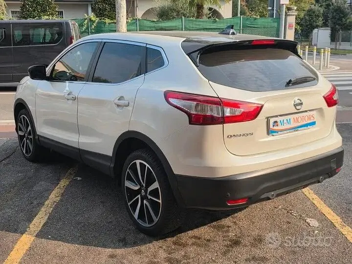 Nissan Qashqai 2014 photo 5