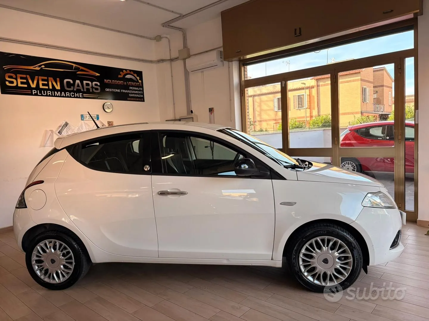 Lancia Ypsilon 2017 photo 2