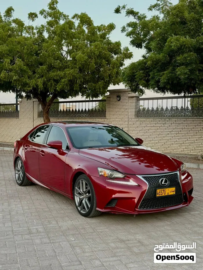 Lexus Is 250 2015 photo 3