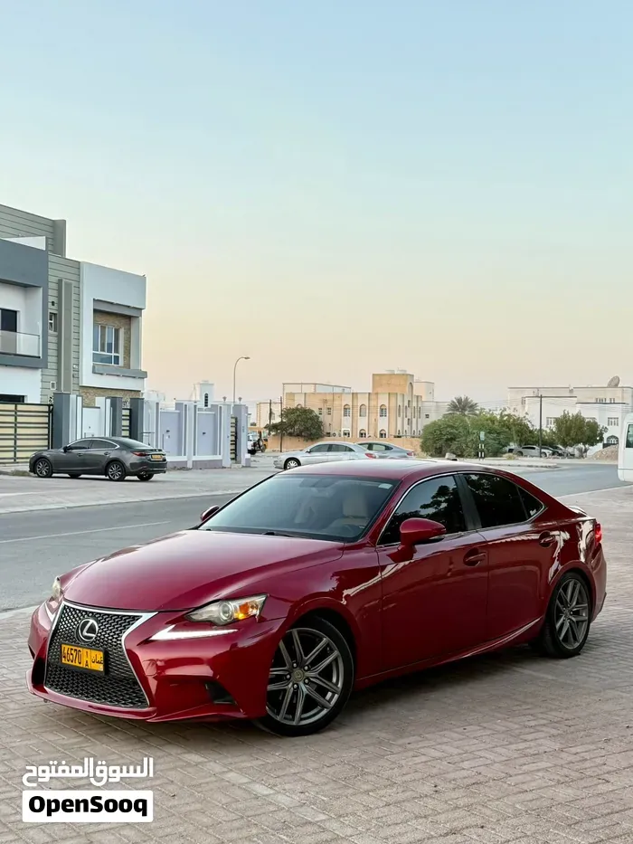 Lexus Is 250 2015 photo 4