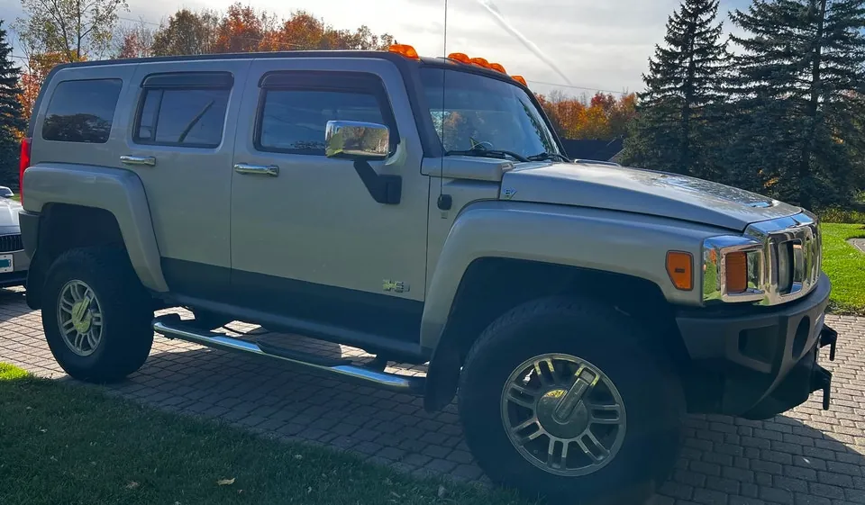 Hummer H3 2008 photo 2