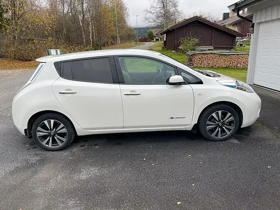 Nissan Leaf 2017 photo 5