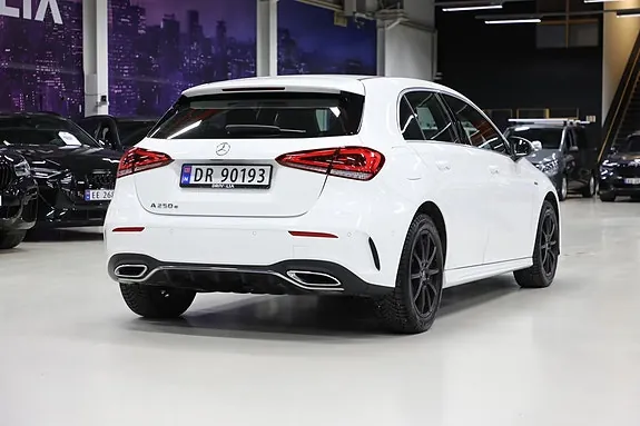 Mercedes-Benz A250 E 2021 photo 5
