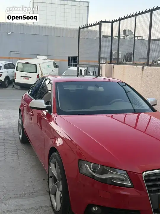 Audi A4 2012 photo 2