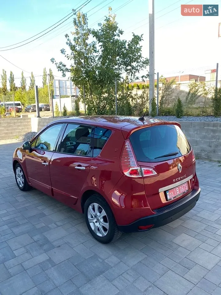Renault Scenic 2011 photo 5
