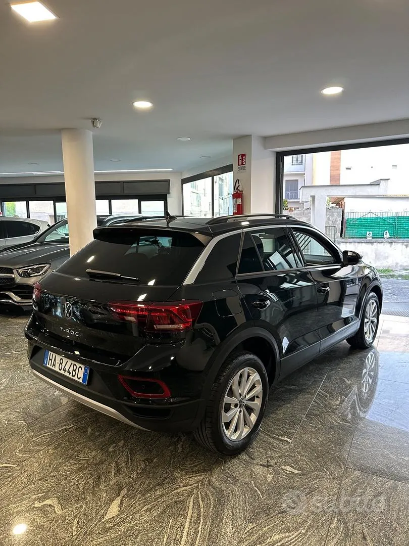 Volkswagen T-Roc 2025 photo 4