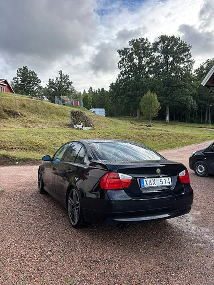 BMW 325I 2006 photo 4
