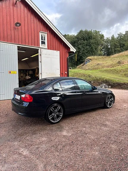 BMW 325I 2006 photo 3