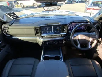 Chevrolet Silverado 2025 photo 4