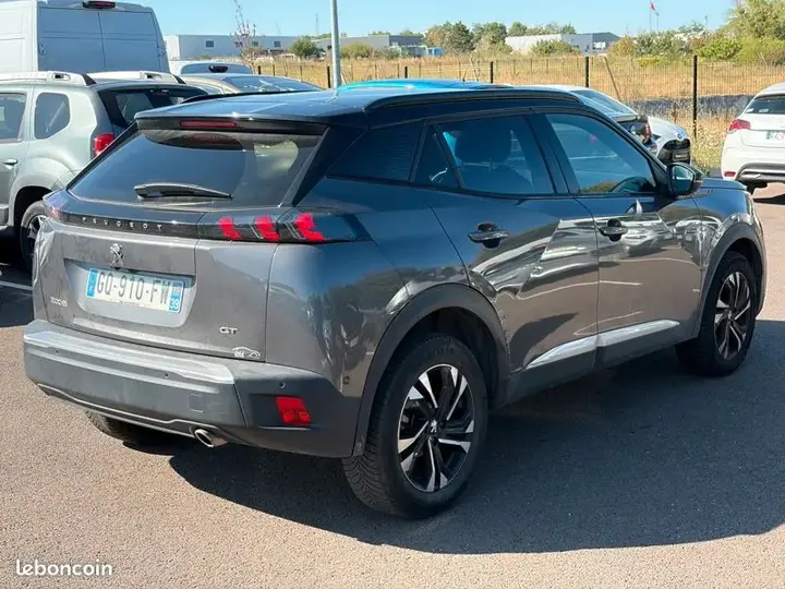 Peugeot 2008 2023 photo 5
