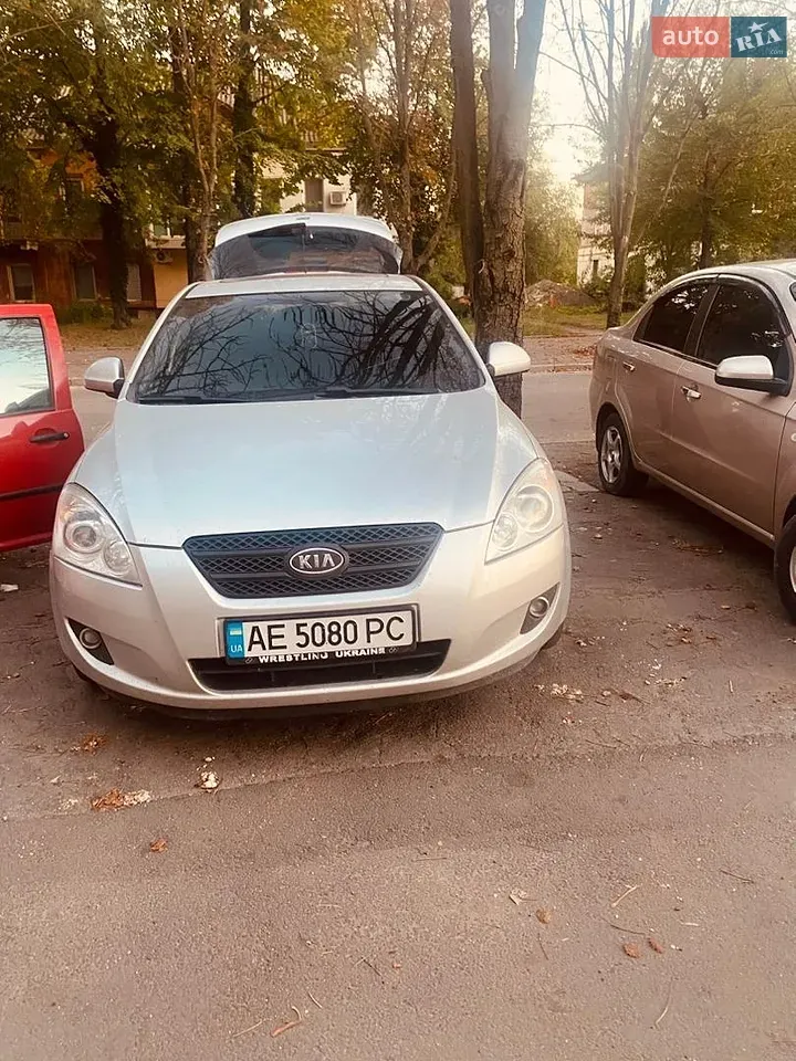 Kia Ceed 2007 photo 4