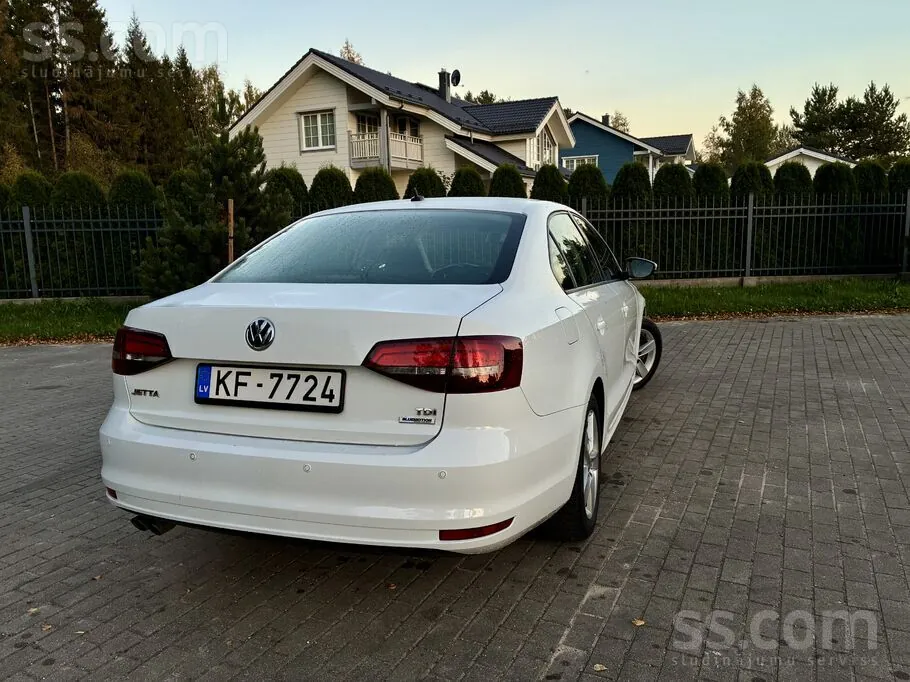 Volkswagen Jetta 2016 photo 3