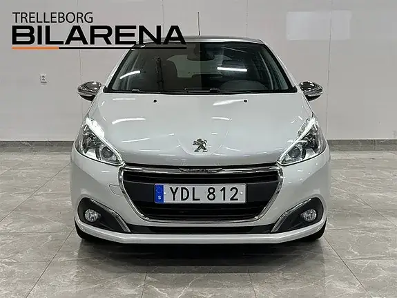 Peugeot 208 2016 photo 3
