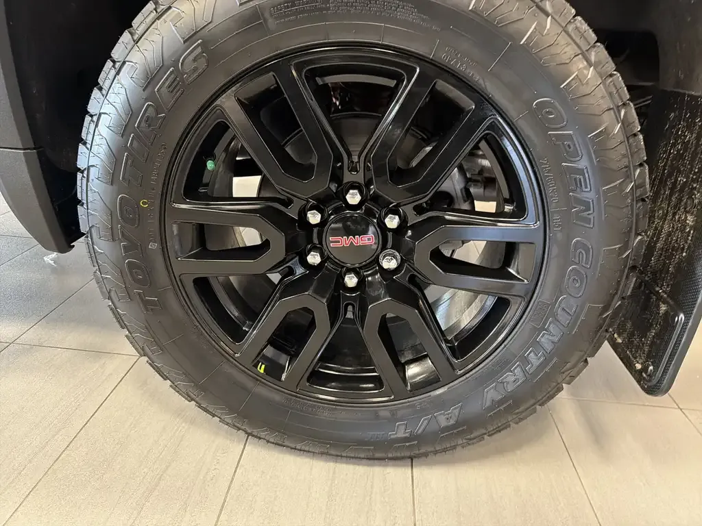 GMC Sierra 1500 2026 photo 3