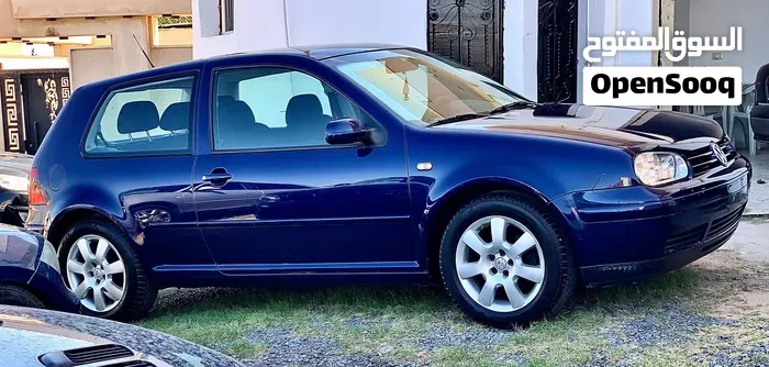 Volkswagen Golf 2003 photo 2