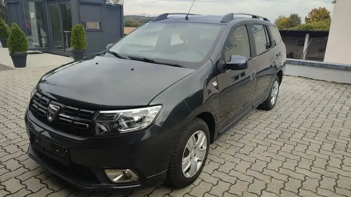 Dacia Logan 2019 photo 2