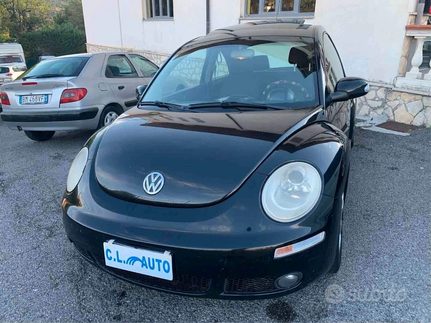 Volkswagen New Beetle 2006 photo 2