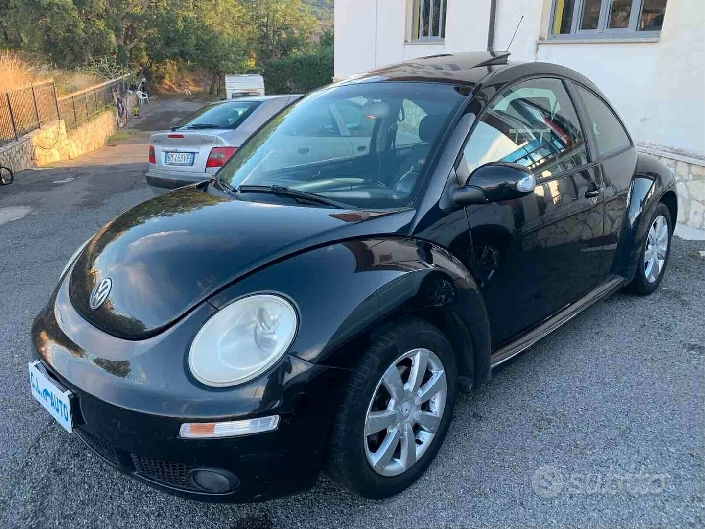 Volkswagen New Beetle