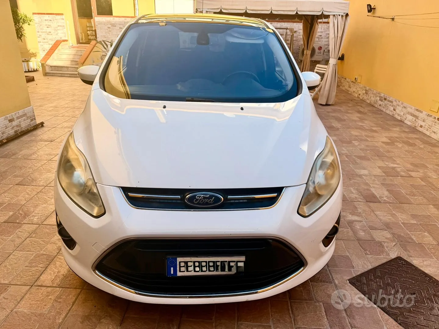 Ford C-Max 2011 photo 5