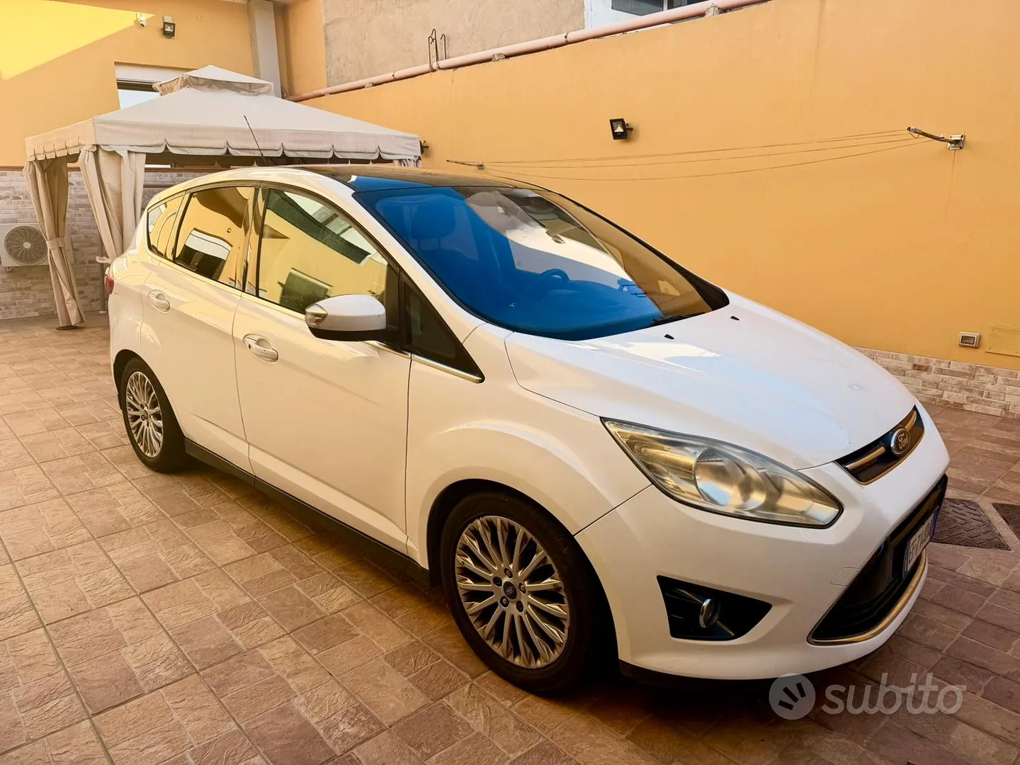 Ford C-Max 2011 photo 4