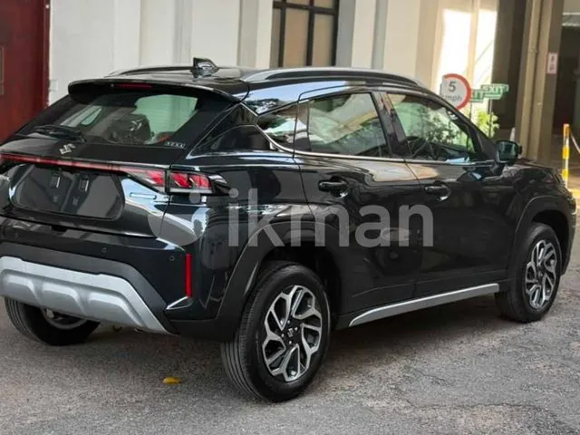 Suzuki Fronx 2026 photo 4