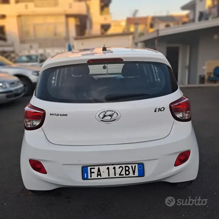 Hyundai I10 2015 photo 4