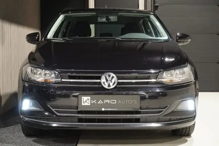 Volkswagen Polo 2018 photo 2