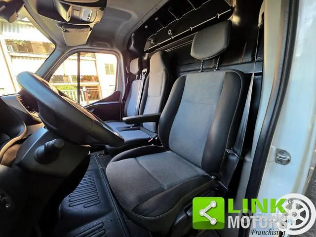 Renault Master 2019 photo 4