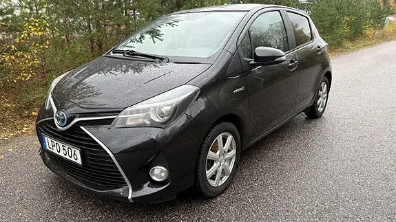 Toyota Yaris 2014 photo 3