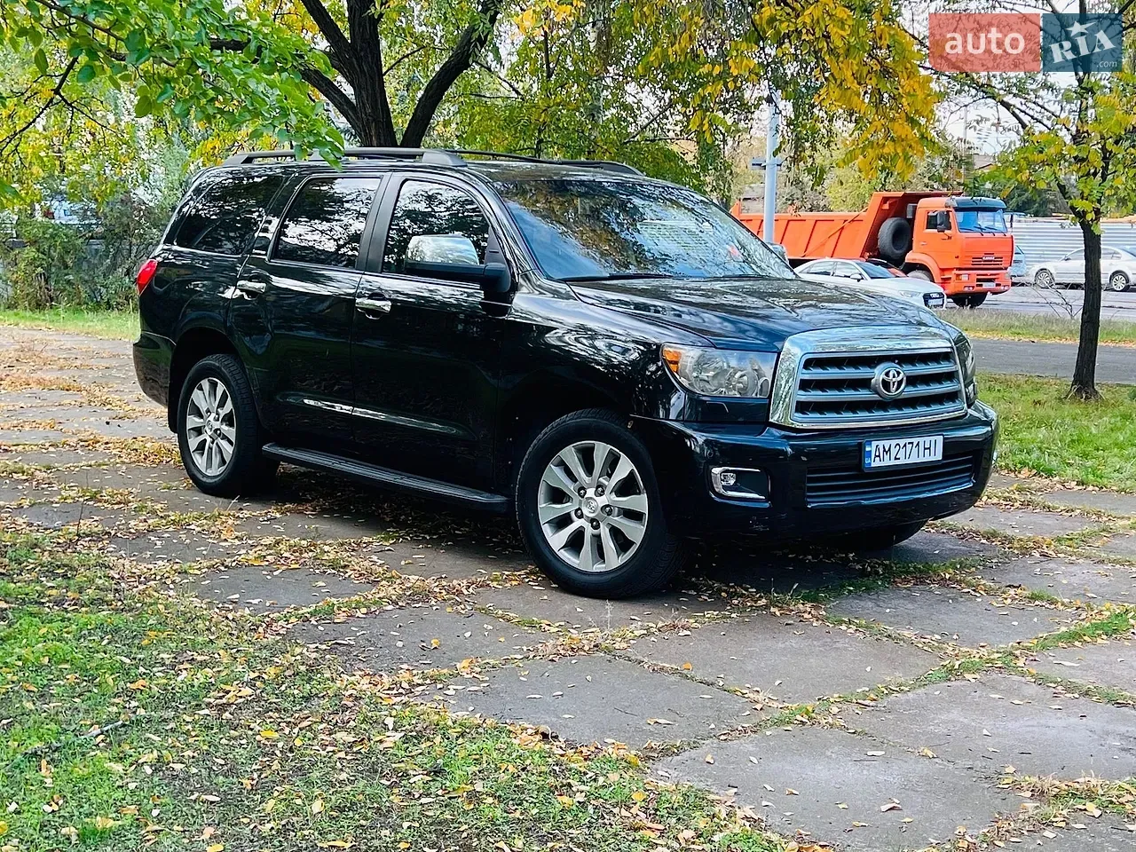 Toyota Sequoia 2013 photo 5