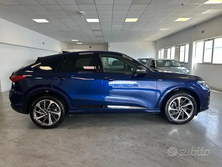 Audi Q5 2025 photo 3