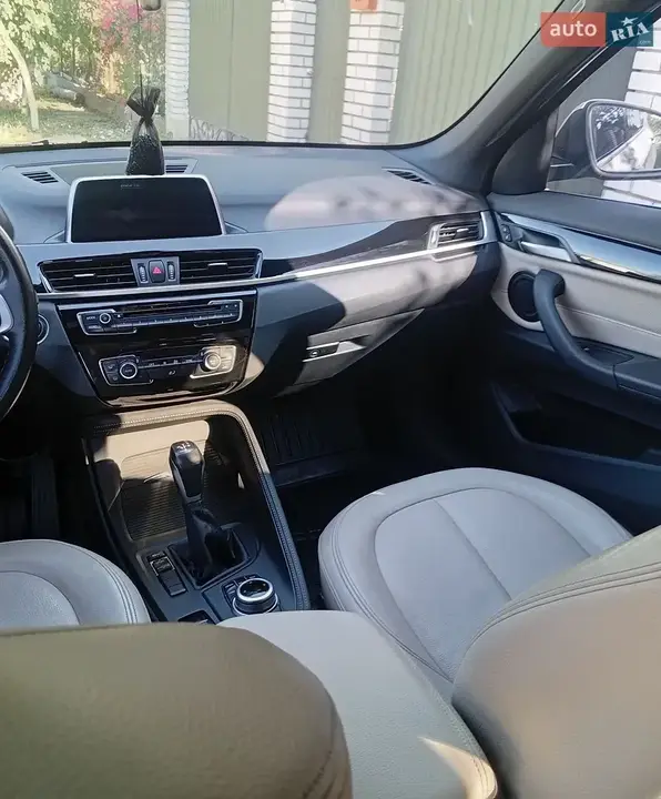 BMW X1 2017 photo 3