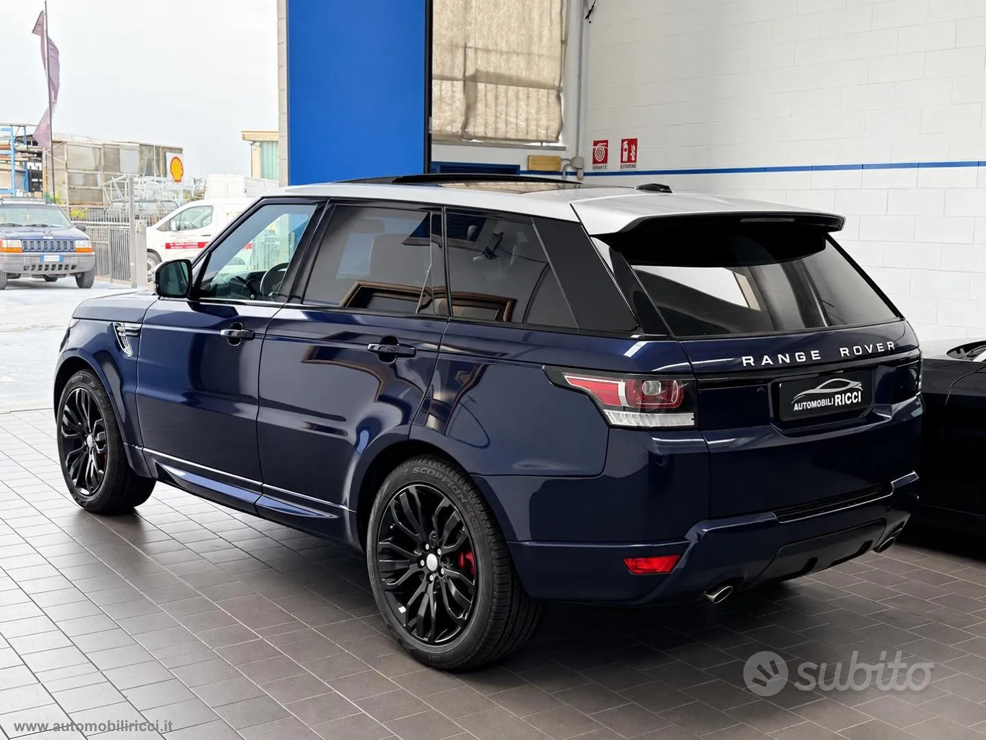 Land Rover Range Rover Sport 2014 photo 2