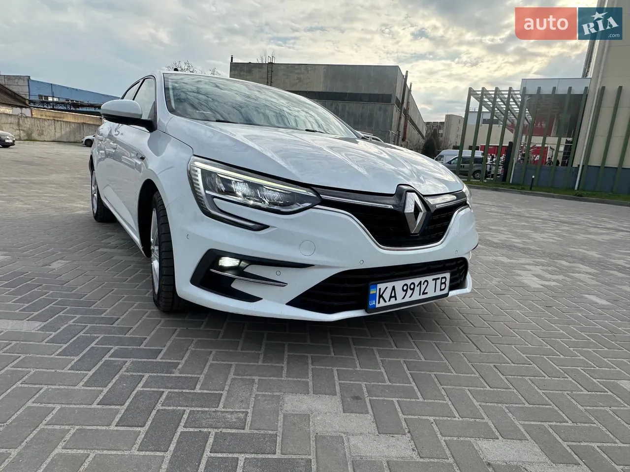 Renault Megane 2021 photo 2