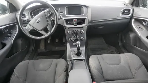 Volvo V40 2018 photo 5